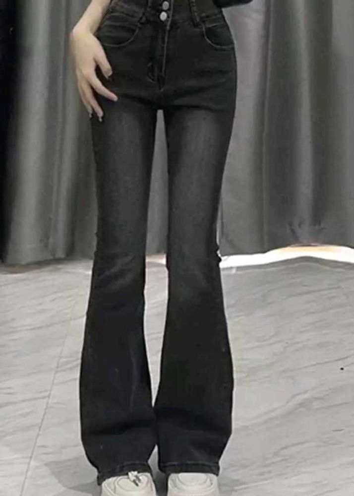 Bootcut Jeans