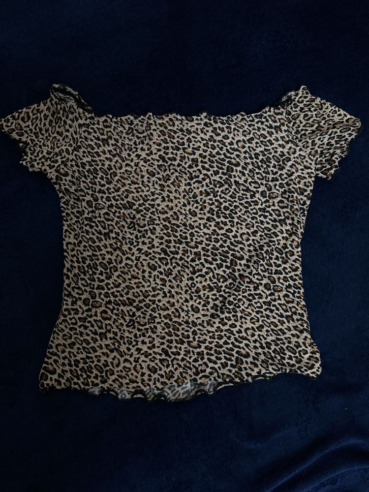 SHEIN Leopard Print Off-Shoulder Top