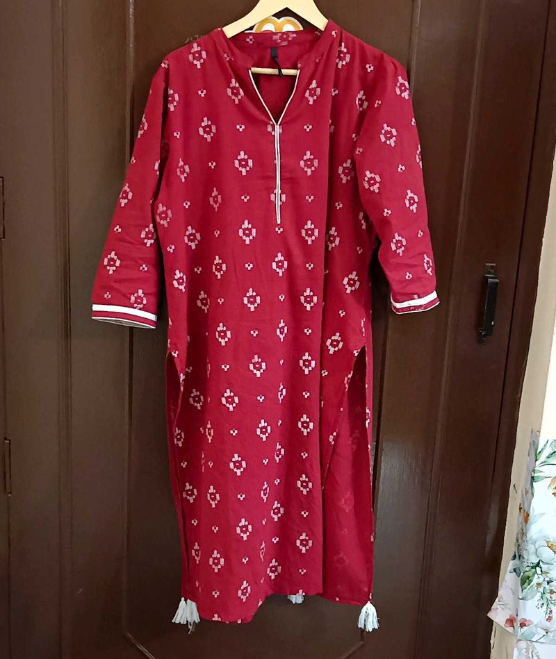 Red And White Kurti