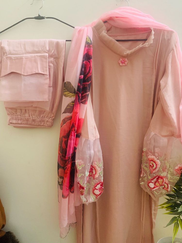 Embroidered Sleeves Kurta Set L Trouser &amp; Dupatta
