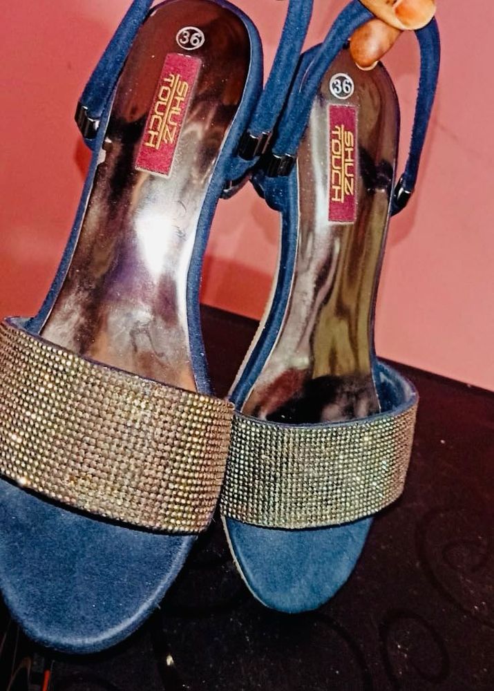 Shuz Touch Blue Rhinestone Heels Size 36