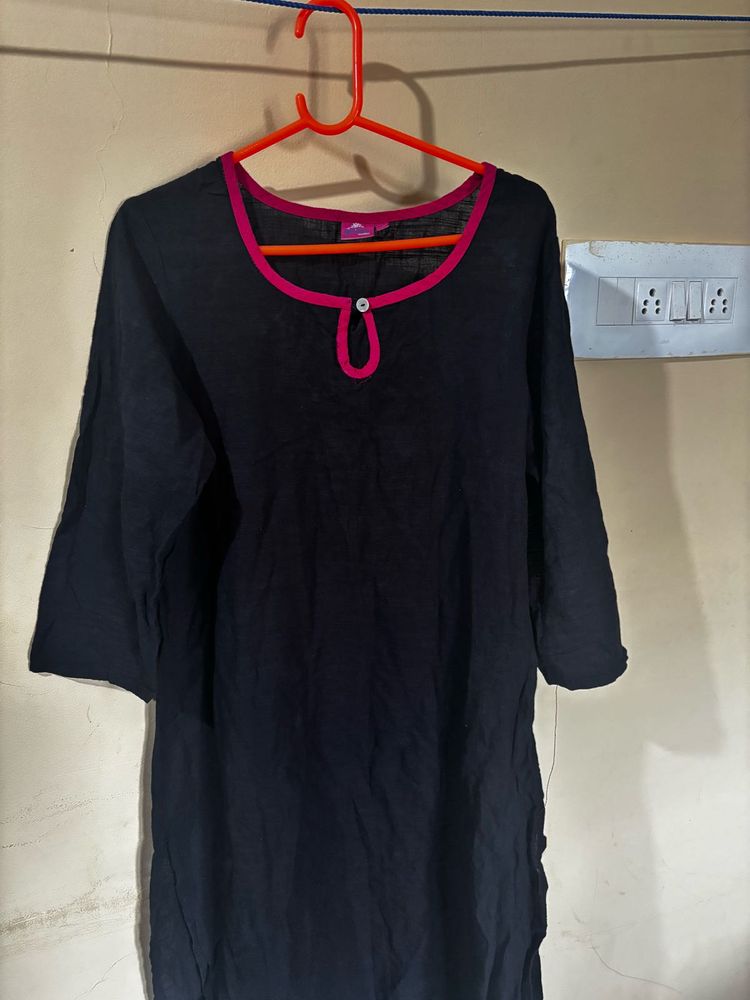 Black Kurta with Pink Trim - Size: L