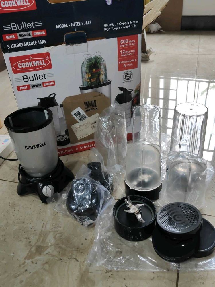Cookwell Bullet Blender - Like New!