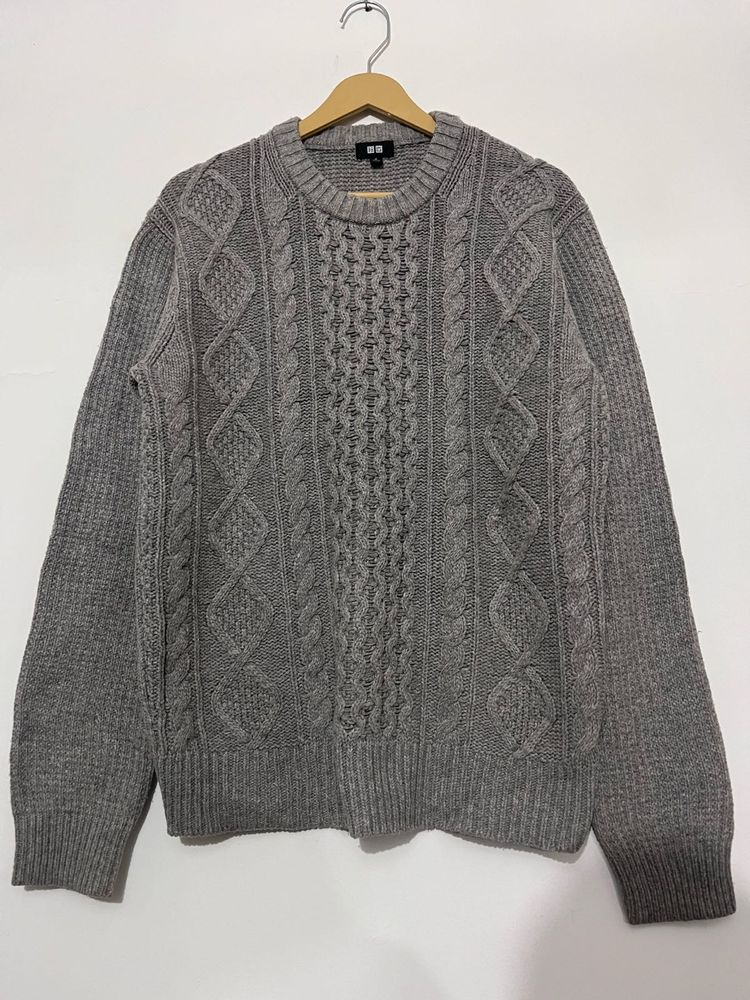 Uniqlo Cable Knit Sweater