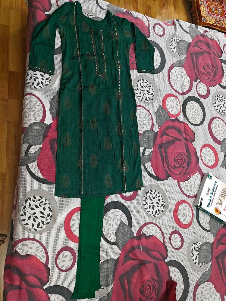 Elegant Green Kurta Set