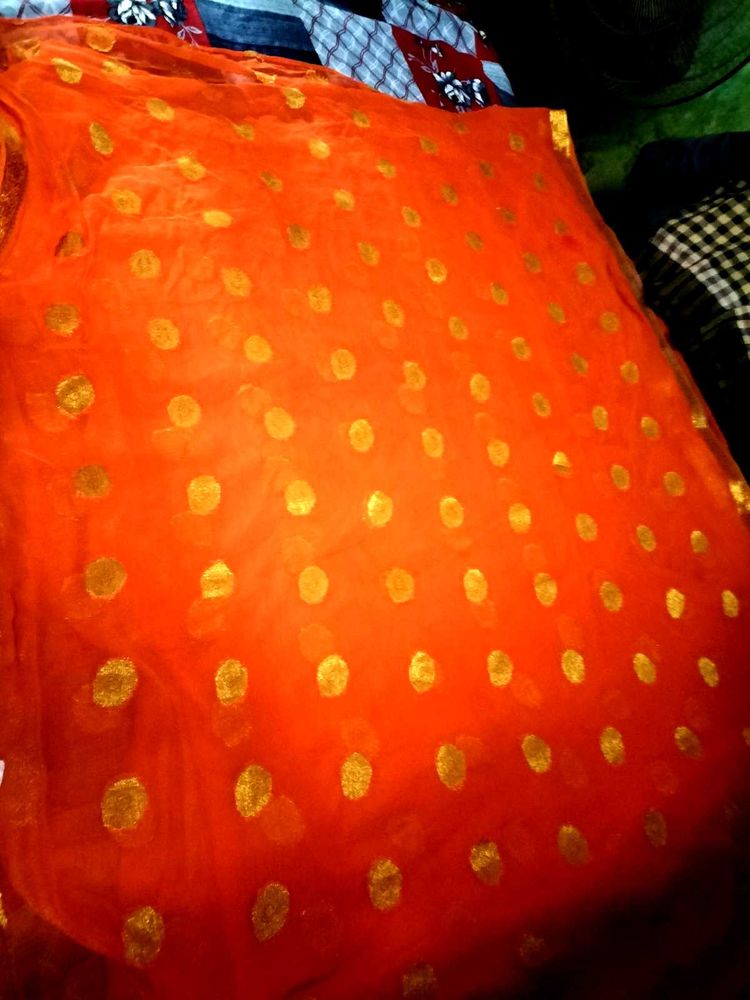 🔥Orange &amp; Gold  Dot Saree😱