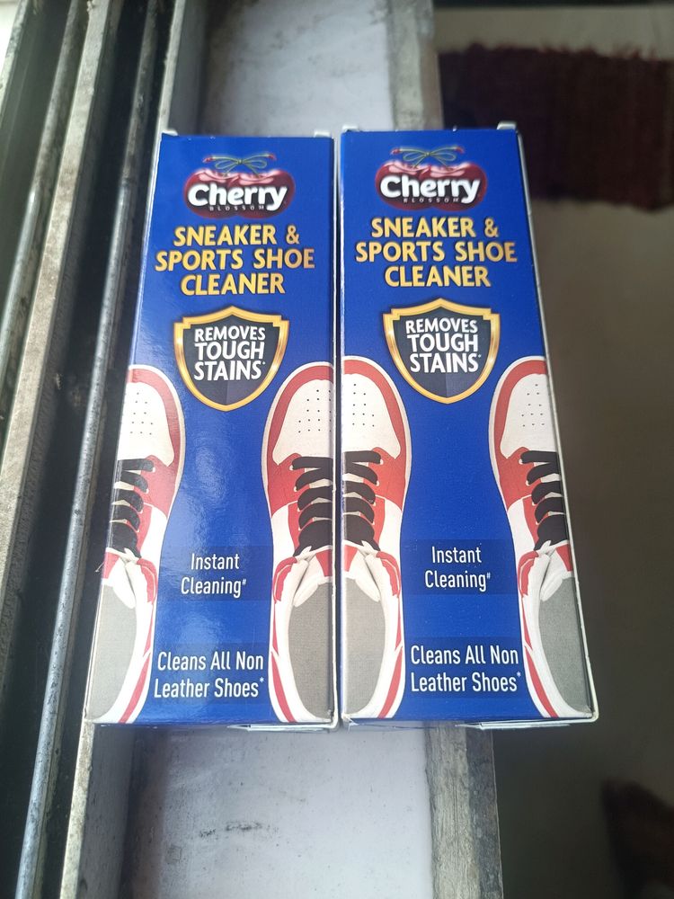 Cherry Blossom Sports Shoe Cleaner With Free Brush