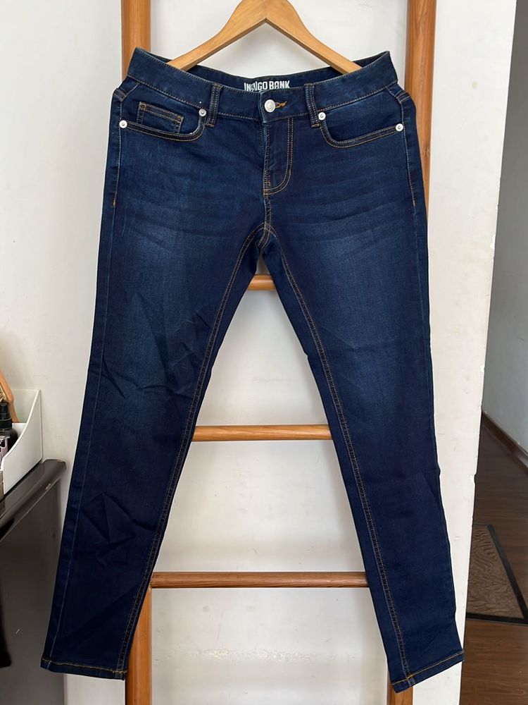 Brand New Indigo Bank Skinny Jeans – Classic &amp; Sop