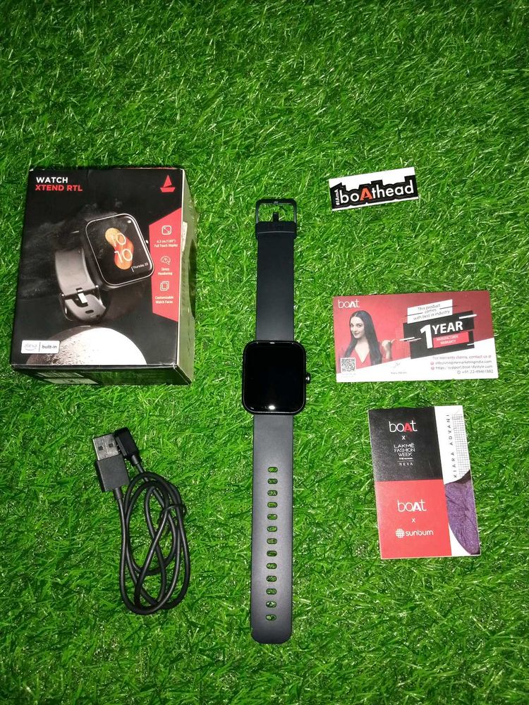 Boat Xtend Smart Watch
