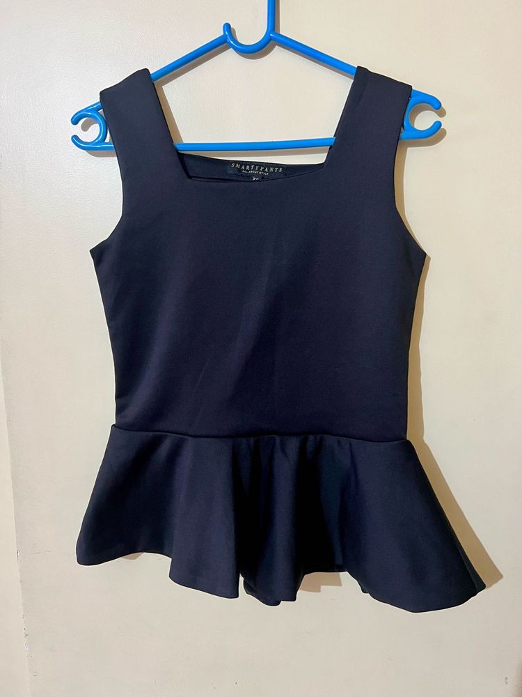 Like-New Stylish Top-Worn Only Once!
