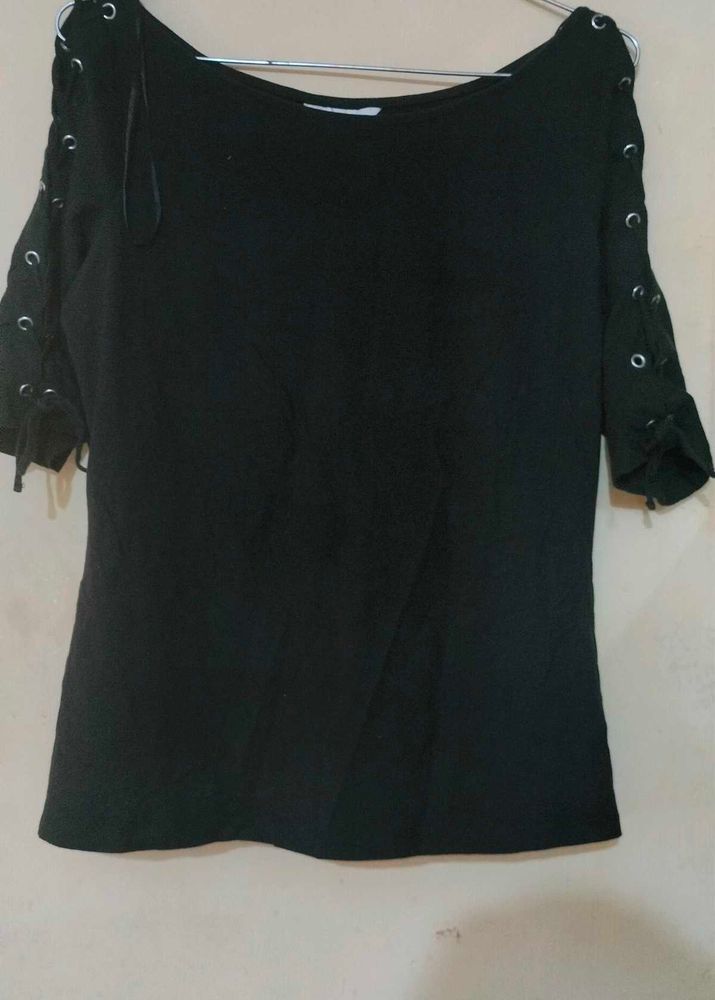 Black Lace-Up Sleeve Top/T Shirt