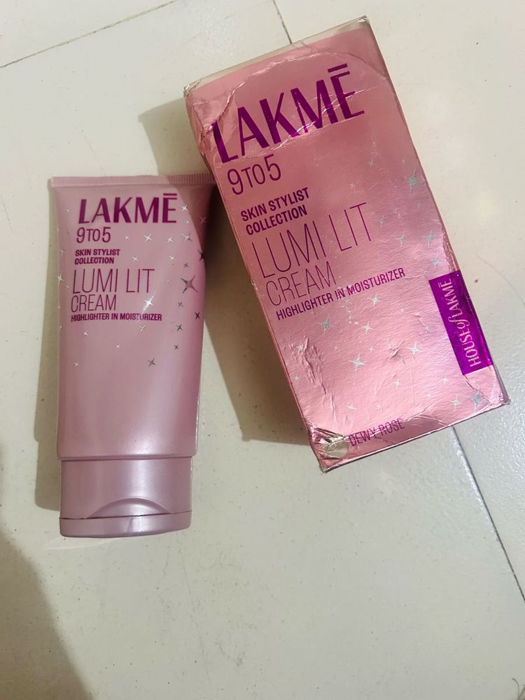 LAKME 9 to 5 lumi lit cream