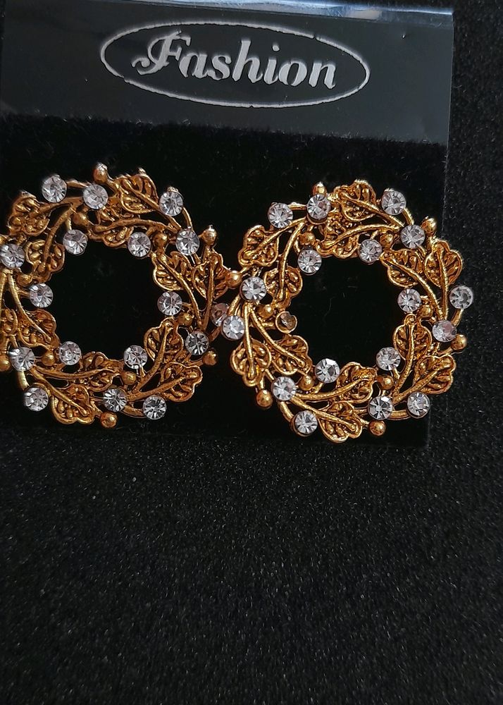 New Set Of 2 ADs Earrings