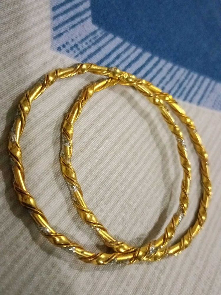 New Gold Look Bangel