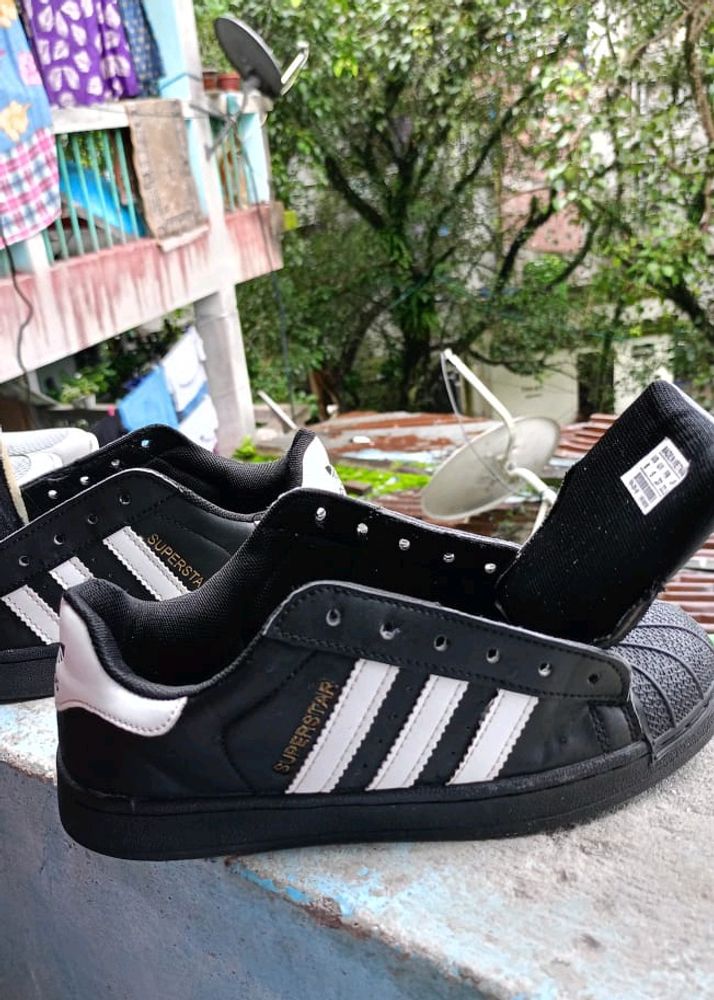 Adidas Superstar