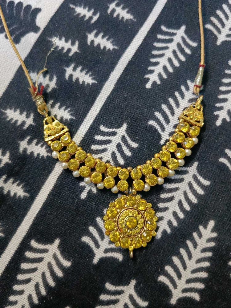 Gold-toned Necklace