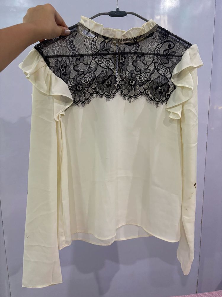 Elegant Lace Detail Top