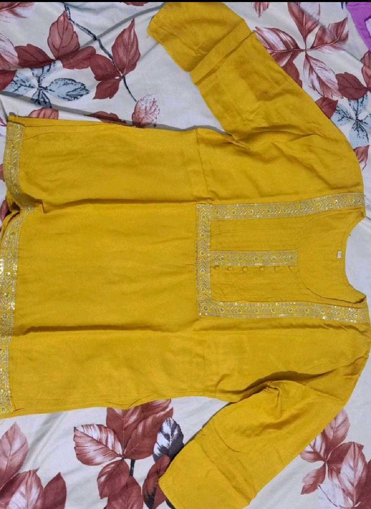 Short Kurti