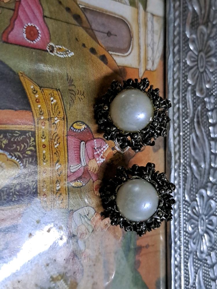 Earings