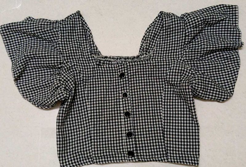 Gingham Puff Sleeve Top
