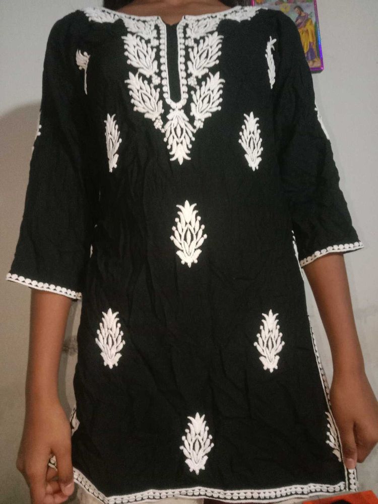 !!Short Black Chikankari Kurti!!