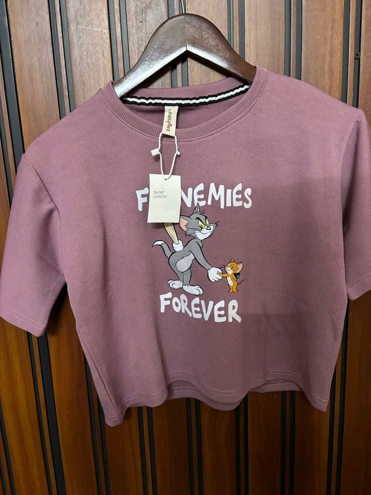 Three crop tshirts 😍