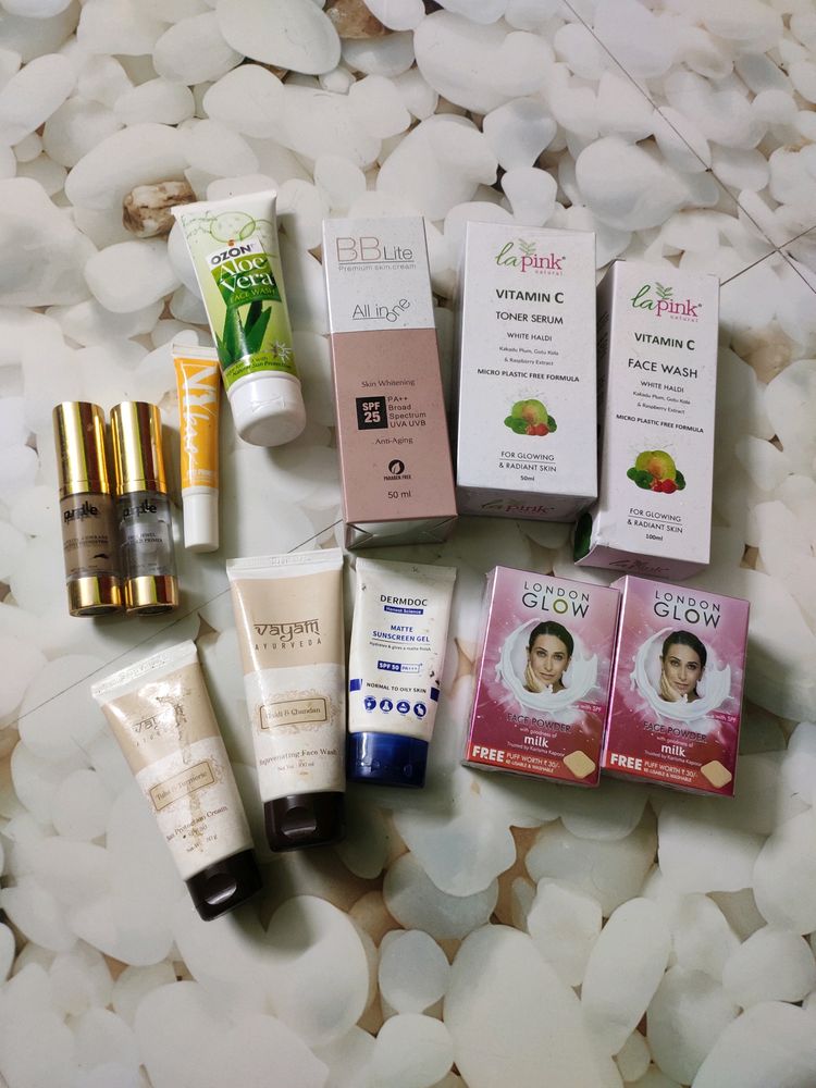 Lots Of Makeups And Skincares