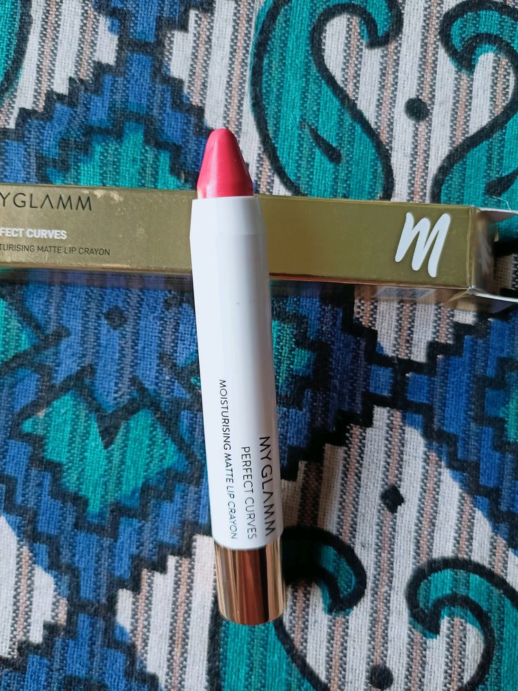 Myglam Perfect Curves Moisturising Matte Lip Crayon