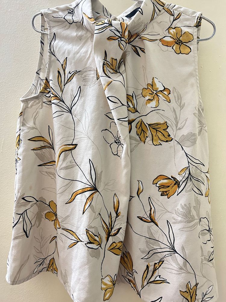 Vero Moda Floral Sleeveless Top