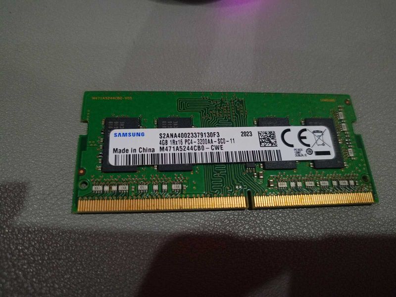 SAMSUNG RAM 4GB 3200 MHz