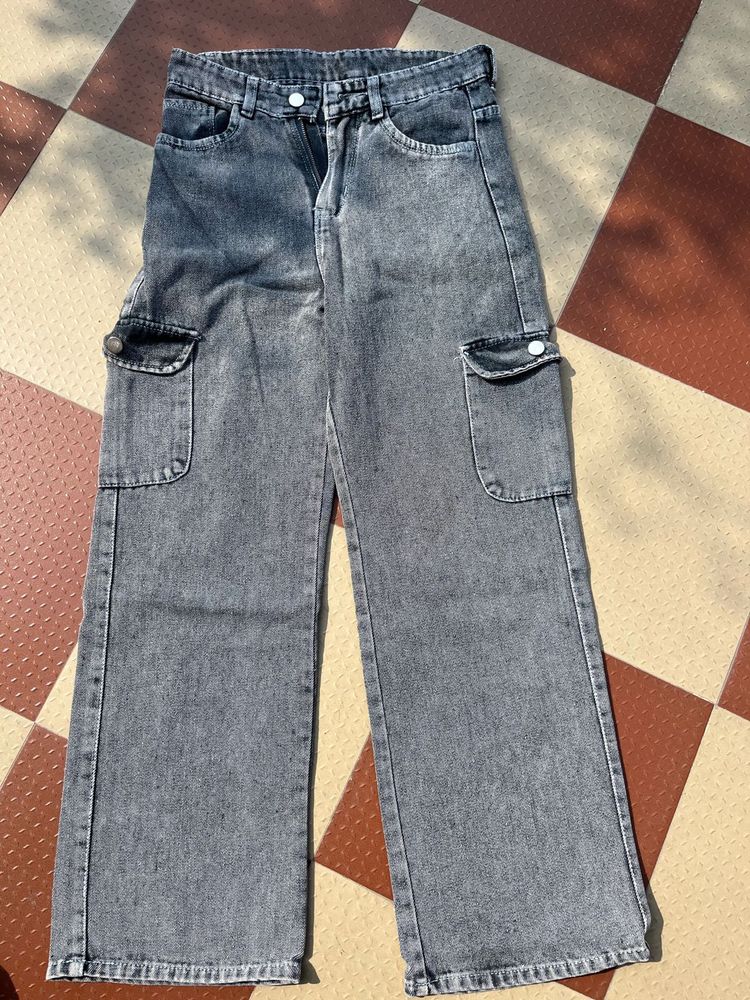 Cargo Wide Leg Jean