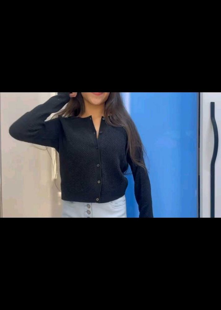 Stylish Black Cardigan