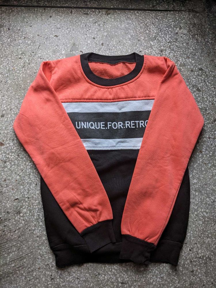 sweatshirt