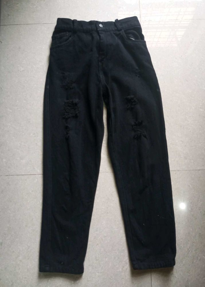 Ripped Black Jeans