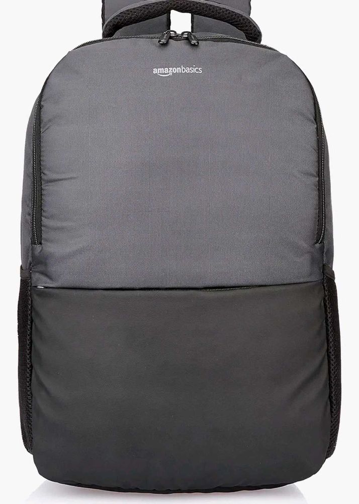 Amazon Basics Laptop Backpack