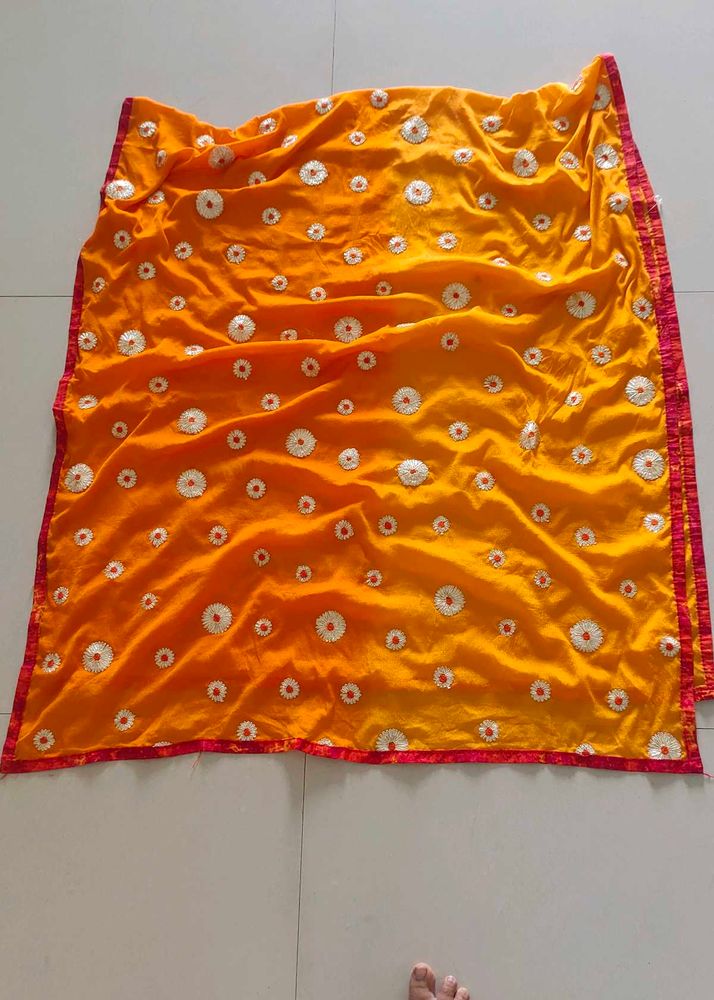 🌙 Garba Glow Shawl