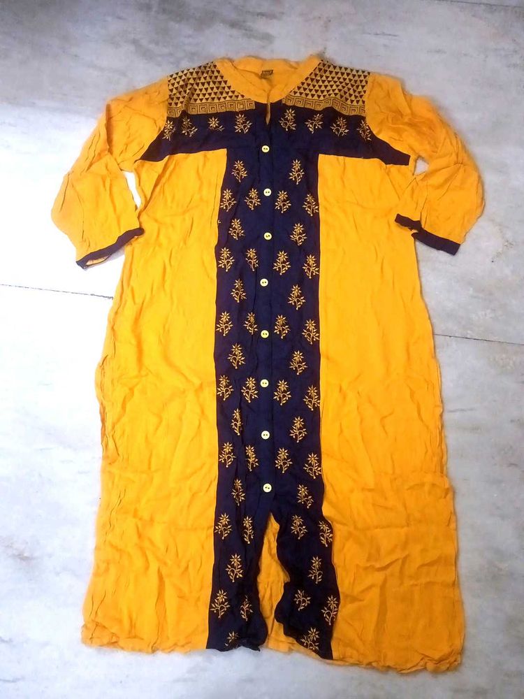 Elegant Yellow &amp; Navy Kurta