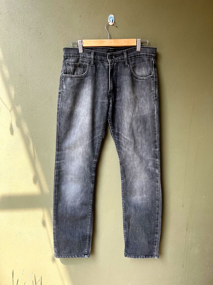 Levi’s Black Jeans