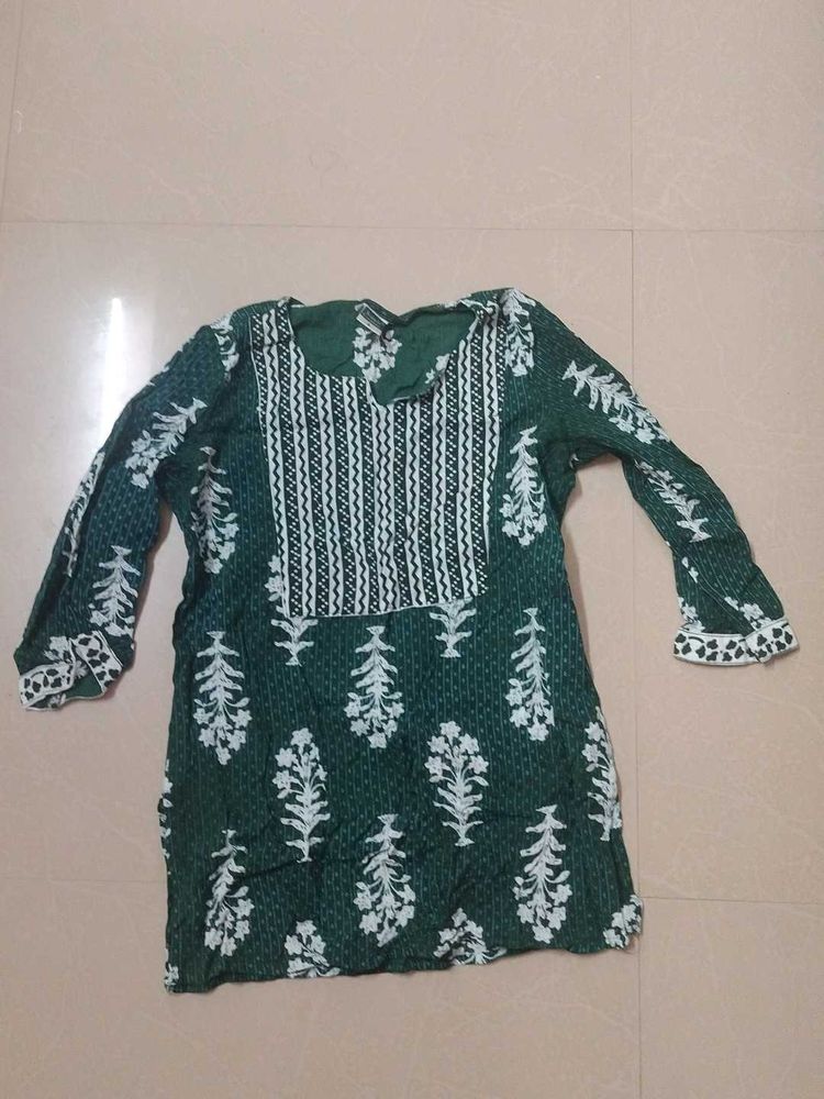 Short Kurti