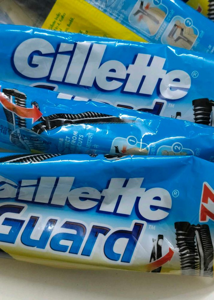 Gillette Guard Men&#39;s Razor