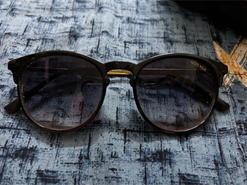 Voyage Sunglasses- With Cover