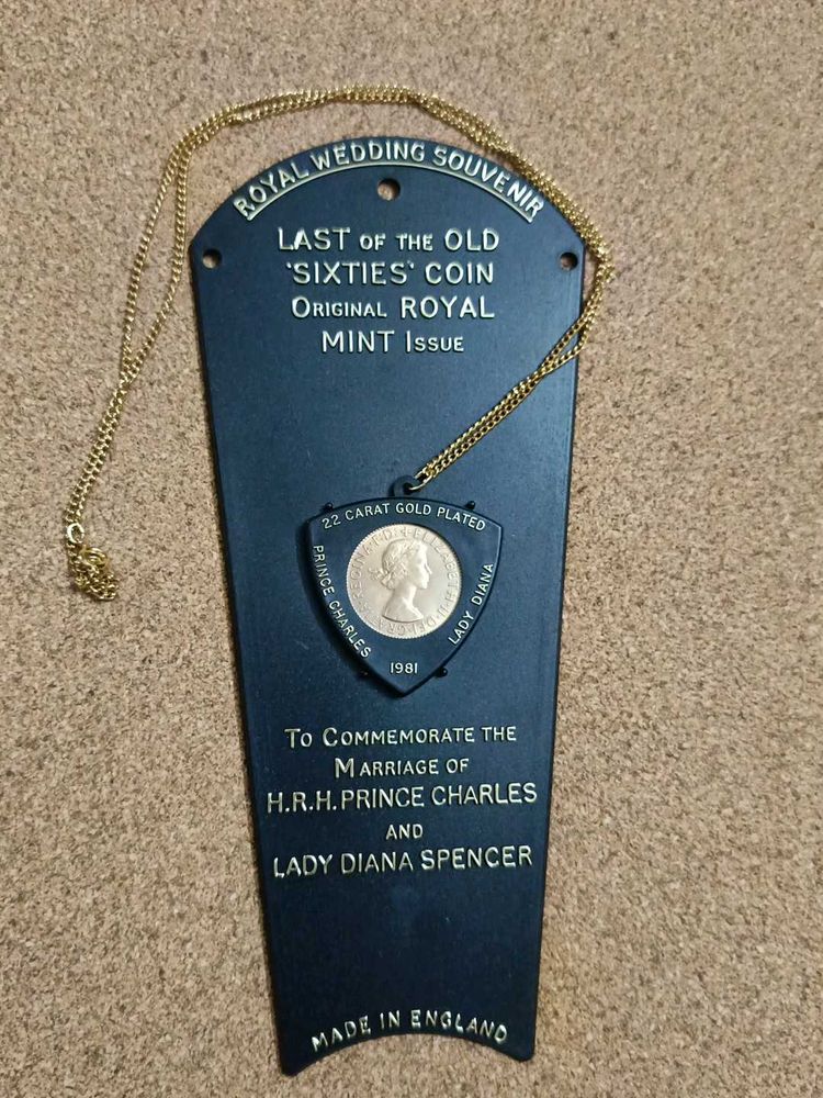 Royal Wedding 1981 Charles &amp; Diana Souvenir