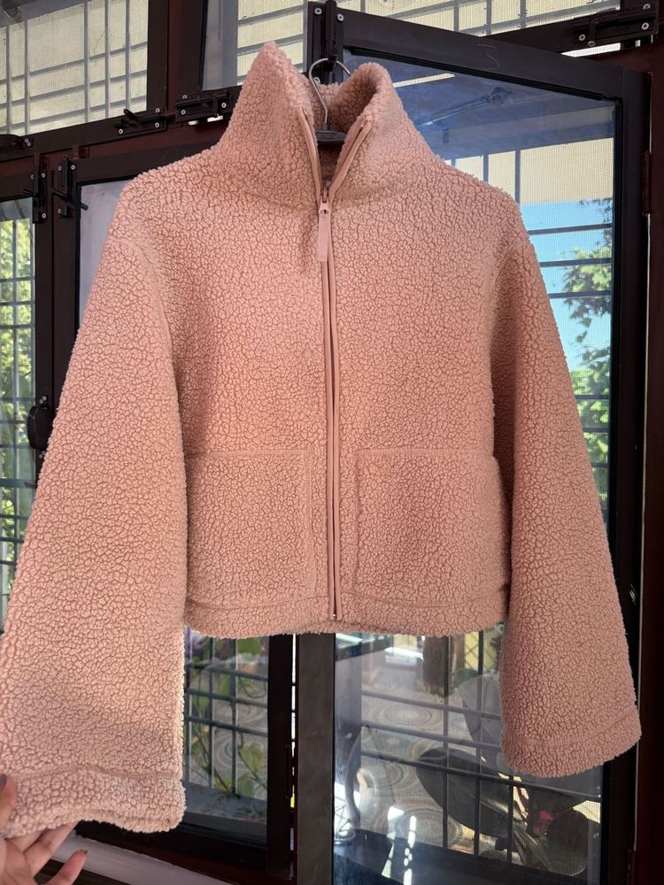 H&amp;M Beige Cozy Teddy Jacket/Size-S