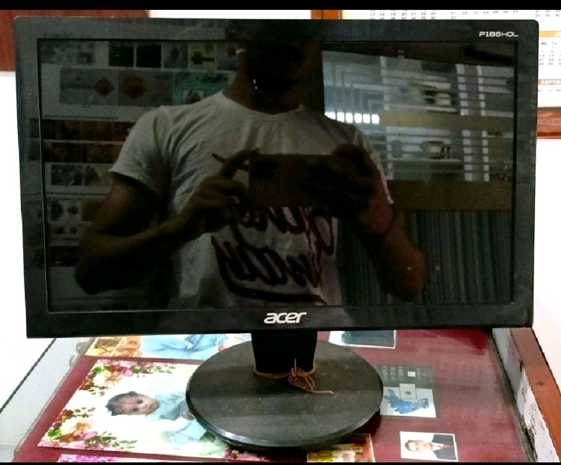 ACER LCD MONITORSIZE - 17 Inch