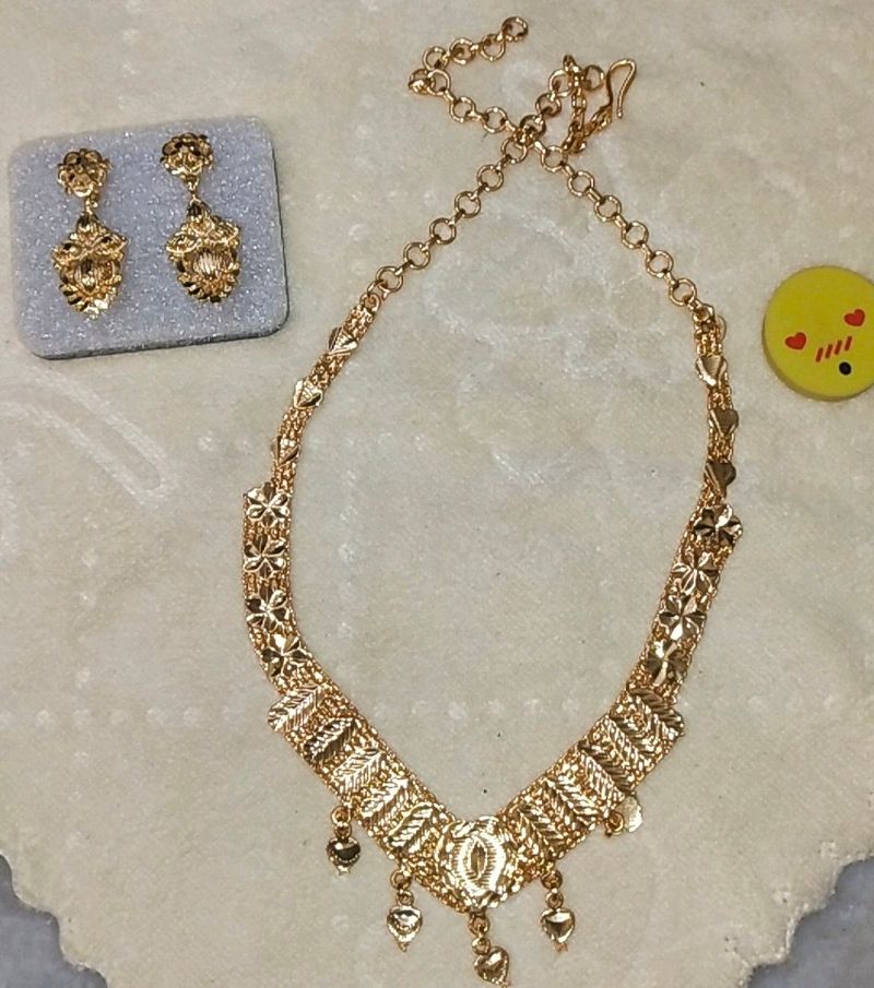 Goldplated Necklace W Earrings