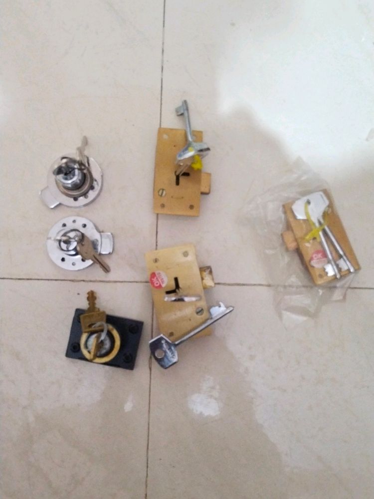 New Door Lockers