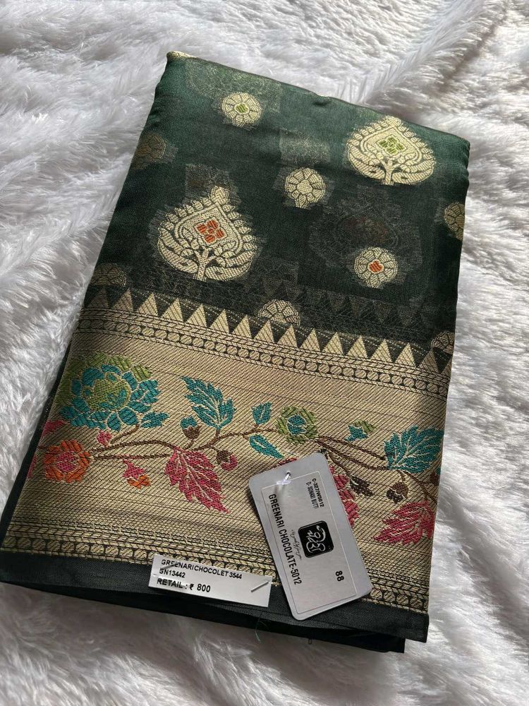 Elegant Green Zari Saree❤️