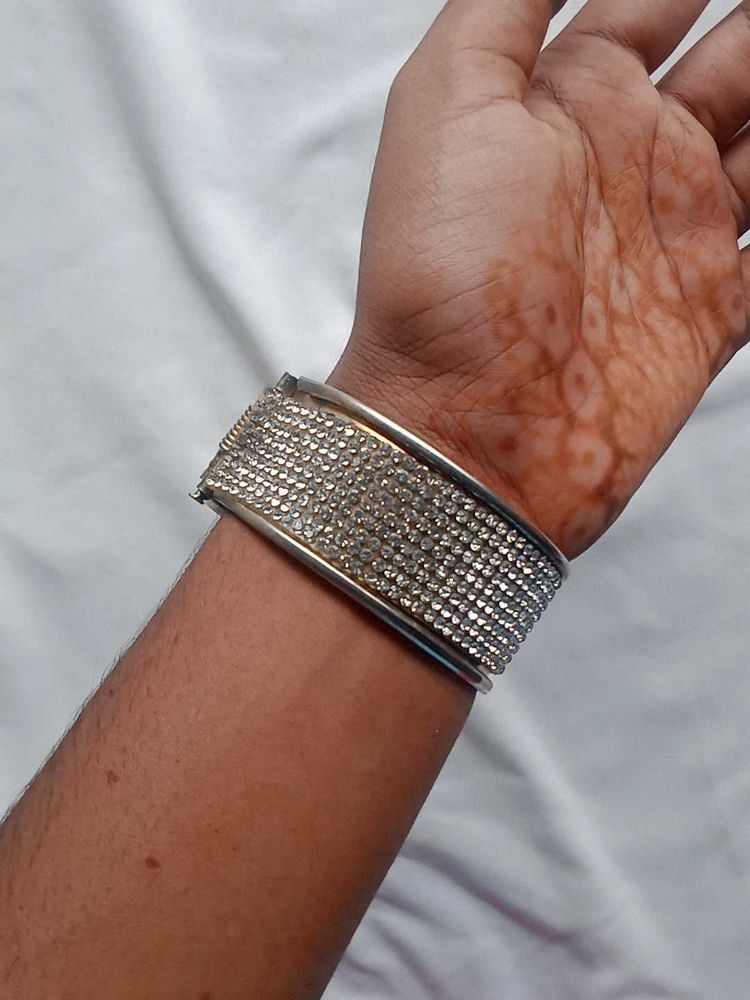 Sparkling Bangle Bracelet