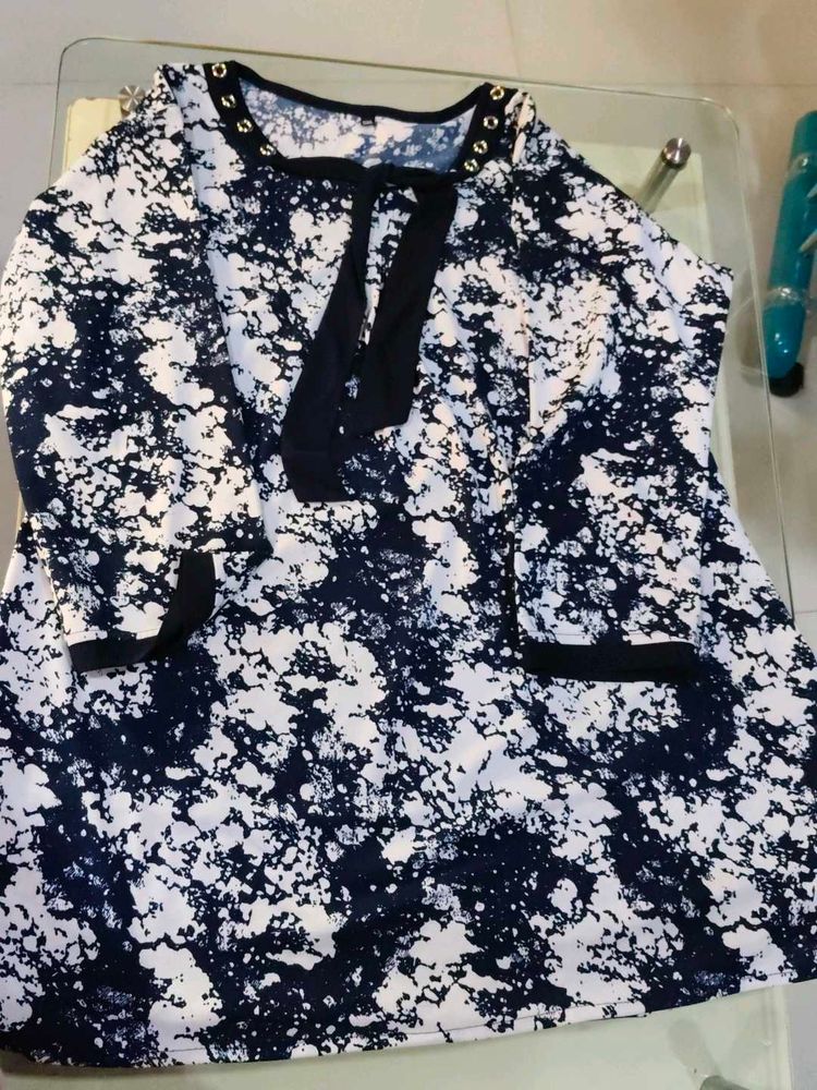 White &amp; Blue Colour Tie Die Textured Print Tunic