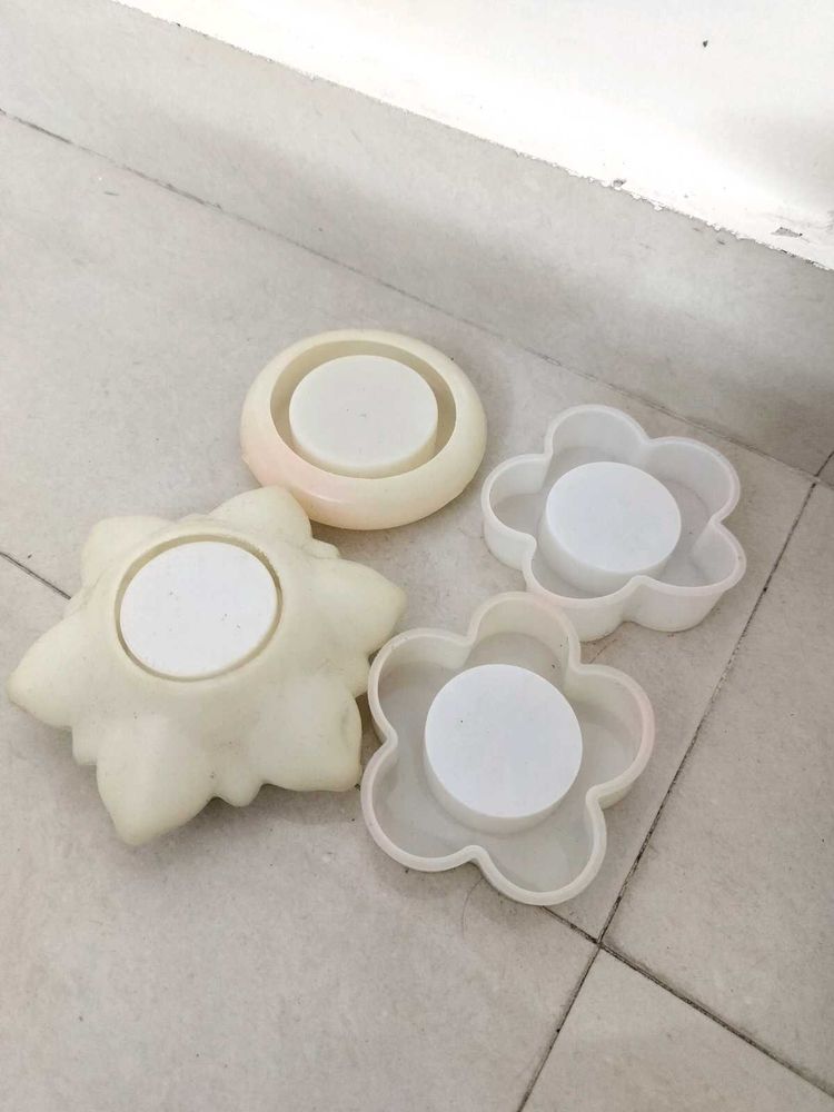 Set of 4 flower Candle Holders MOULD